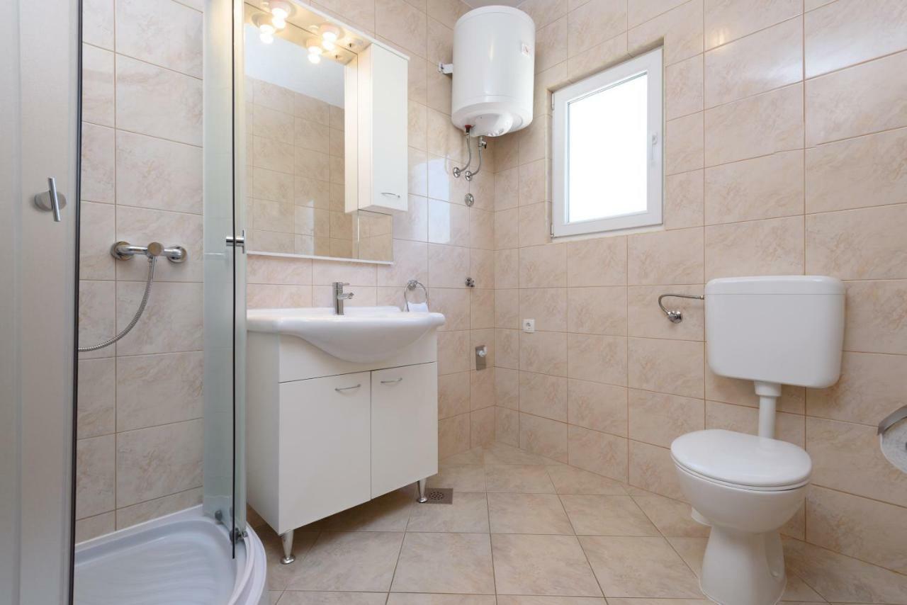 Apartmani Beran Seget Vranjica Exterior photo