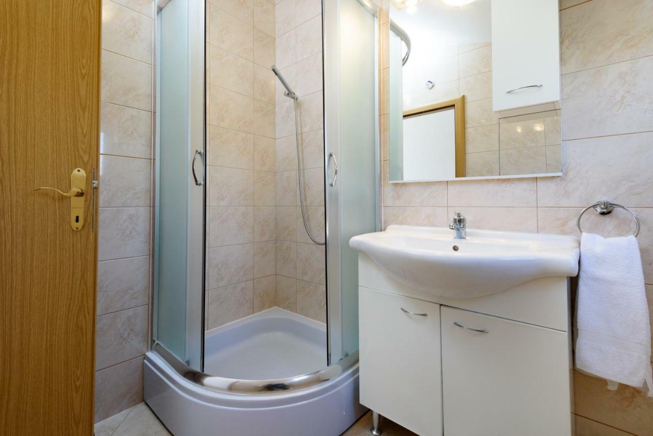 Apartmani Beran Seget Vranjica Exterior photo