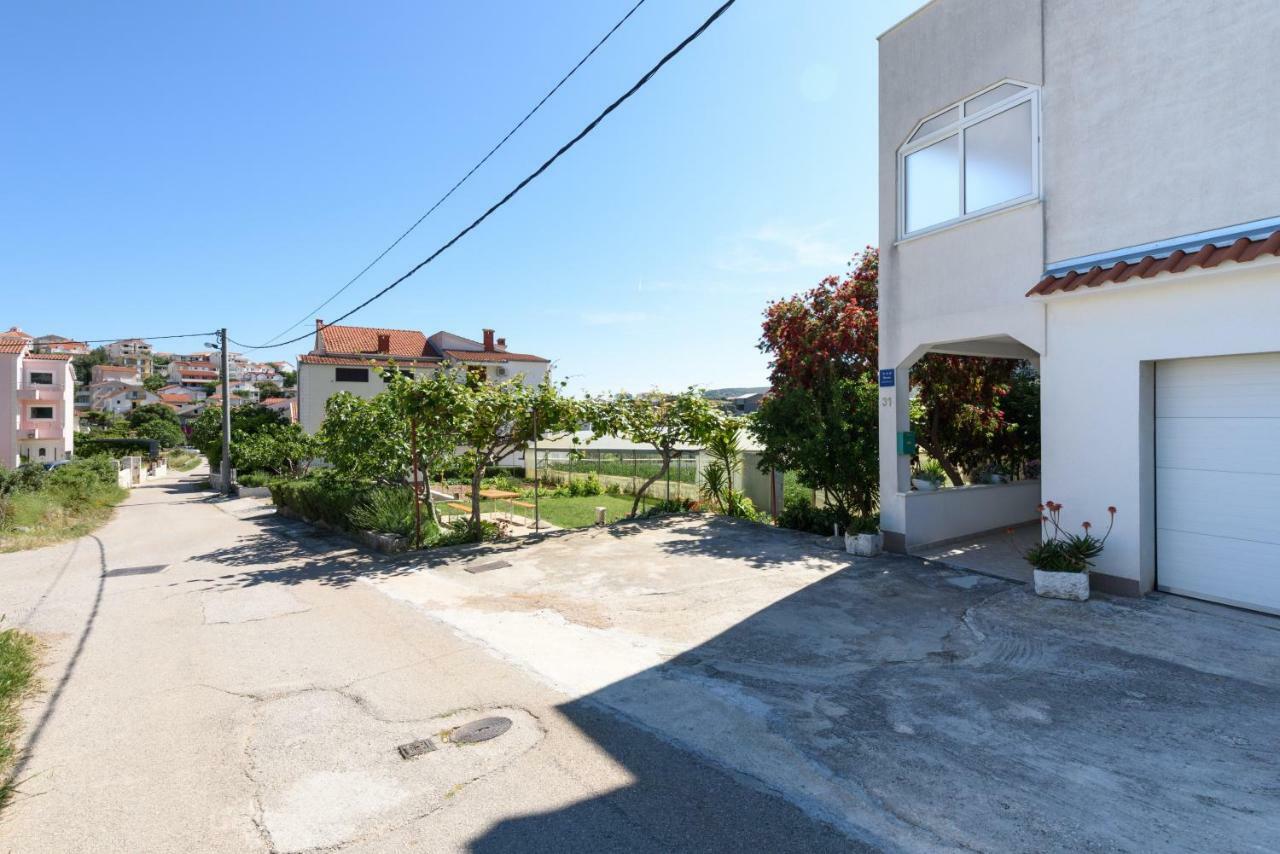 Apartmani Beran Seget Vranjica Exterior photo