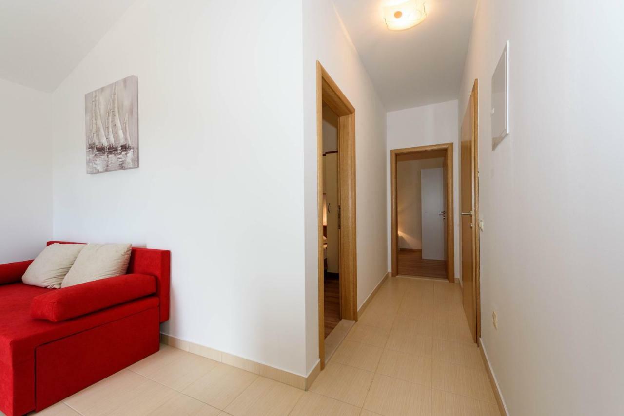Apartmani Beran Seget Vranjica Exterior photo